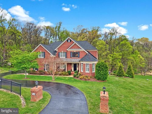 17926 Skip Away Ct, Leesburg, VA, 20175-7099 | Card Image