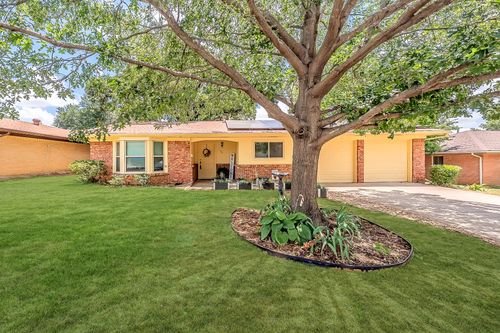 506 E Huitt Ln, Euless, TX, 76040-5531 | Card Image