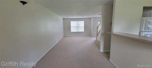 810 Cattail Ln, Pinckney, MI, 48169-8041 | Card Image