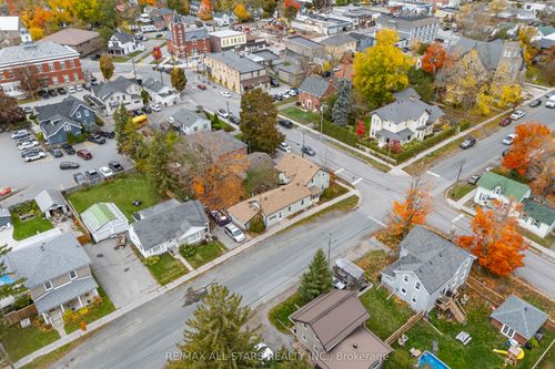 15 Albert St, Lakefield, ON, K0L2H0 | Card Image