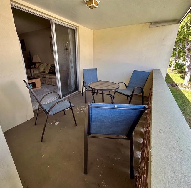 APT-212 - 2800 Ne 14 Th Street Cswy, Condo with 2 bedrooms, 2 bathrooms and null parking in Pompano Beach FL | Image 9