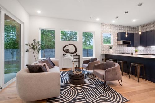 2-4513 S 3rd St, Austin, TX, 78745-1961 | Card Image