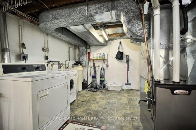 245 Forest Hill Dr, House other with 3 bedrooms, 2 bathrooms and 5 parking in Kitchener ON | Image 32