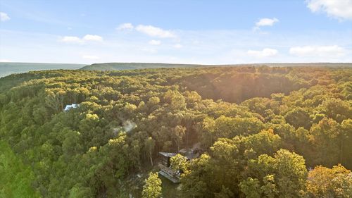 895 Hidden Brow Rd, Menlo, GA, 30731-6132 | Card Image