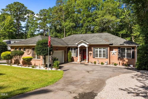 528 Perth Dr, Sanford, NC, 27332-7404 | Card Image