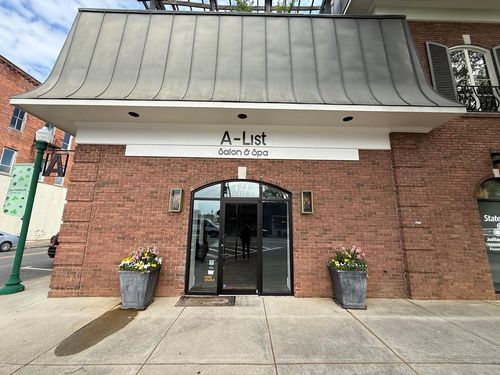 121 W Jackson St, Dublin, GA, 31021-6194 | Card Image