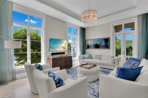 d1-684 10th Ave S, NAPLES, FL, 34102-7130 | Card Image