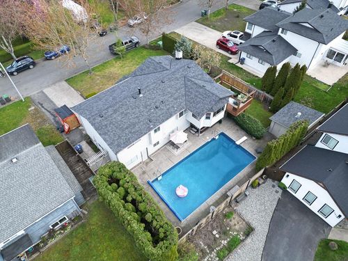 18320 59a Avenue, Surrey, BC, V3S5Y1 | Card Image