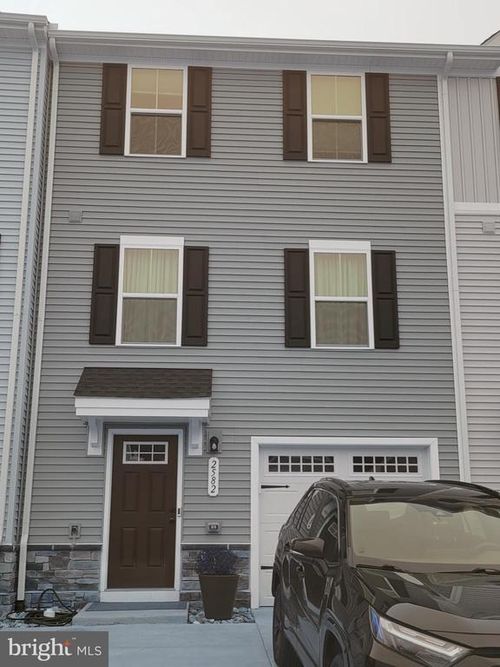 2582 Laurel Park Dr, Culpeper, VA, 22701-3960 | Card Image