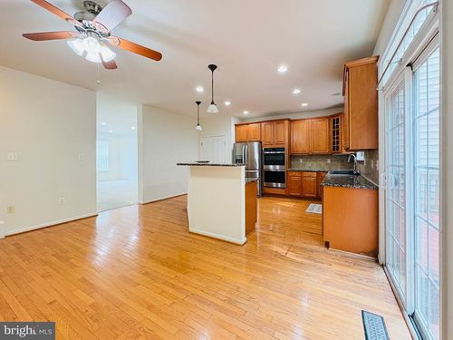 4459 Monmouth St, FAIRFAX, VA, 22030-6185 | Card Image