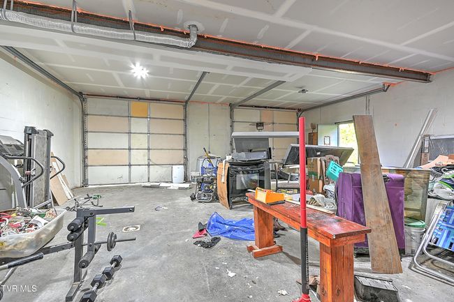 21209 Lime Hill Rd, House other with 4 bedrooms, 2 bathrooms and null parking in Bristol VA | Image 37