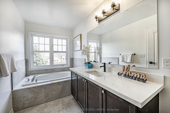170 Boadway Cres, House attached with 3 bedrooms, 3 bathrooms and 2 parking in Stouffville ON | Image 15