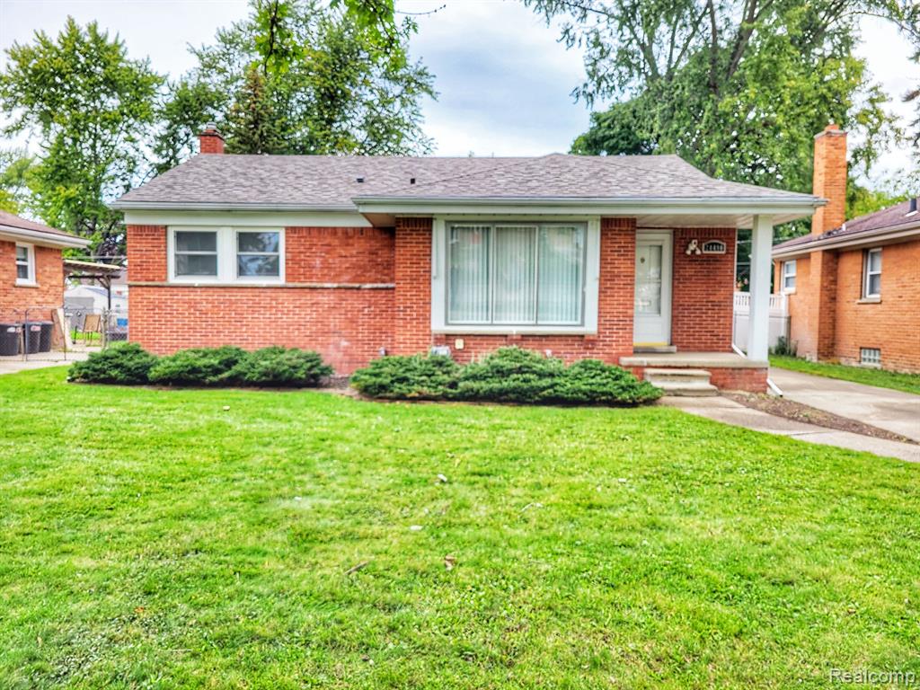 Cleveland St, Livonia, MI 48150
