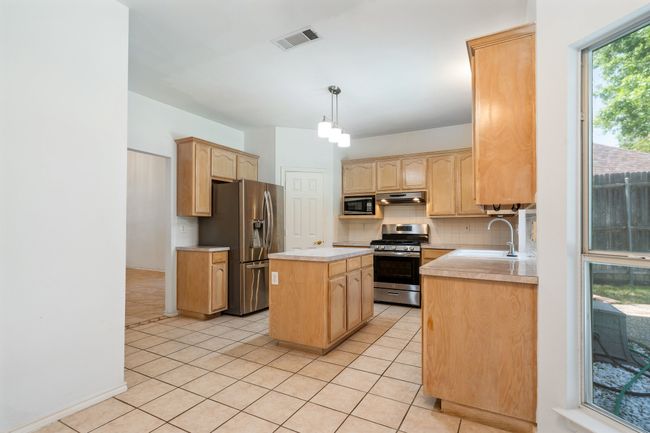 4308 Boulder Park Dr, House other with 3 bedrooms, 3 bathrooms and null parking in Euless TX | Image 5