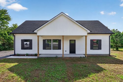 169 Arrowhead Dr, Smithville, TN, 37166-7317 | Card Image