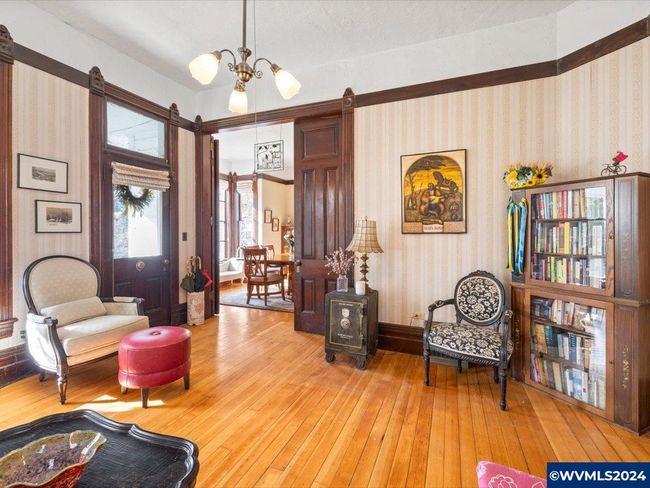 1006 Pine St, House other with 4 bedrooms, 2 bathrooms and null parking in Silverton OR | Image 7