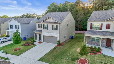 3849 Makeover Court, House other with 5 bedrooms, 3 bathrooms and 6 parking in South Fulton GA | Image 3