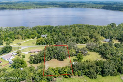580 Ne 3rd St, Lake Butler, FL, 32054-1305 | Card Image
