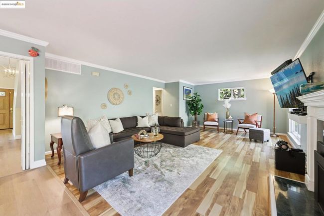 2353 Benham Ct, House other with 5 bedrooms, 3 bathrooms and 3 parking in Walnut Creek CA | Image 16