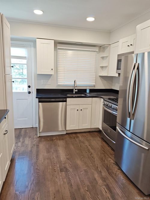 2354 N Wading River Rd, Wading River, NY, 11792-1401 | Card Image