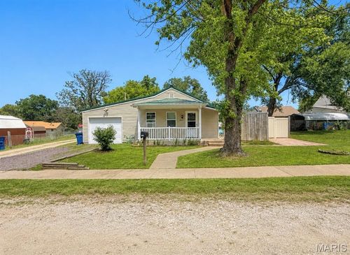 303 E Ash St, Desloge, MO, 63601-3501 | Card Image