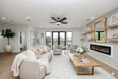 9022 Ferdinand St, Houston, TX, 77051-2792 | Card Image