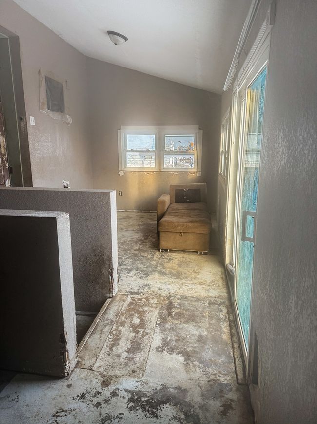 205 Shellhammer St, House other with 3 bedrooms, 2 bathrooms and 2 parking in Harmon IL | Image 6