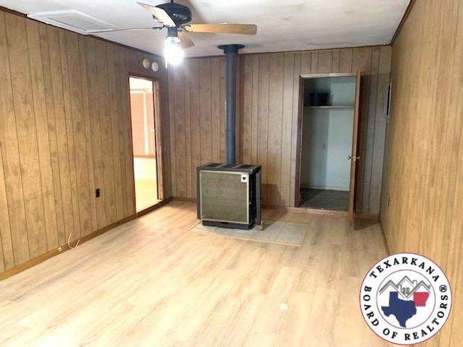 70 County Road 4224, House other with 3 bedrooms, 1 bathrooms and null parking in Simms TX | Image 13