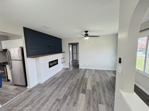 15010 Petrie St, Roseville, MI, 48066-3134 | Card Image