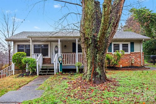 92 Lawndale Ave Se, Concord, NC, 28025-3746 | Card Image