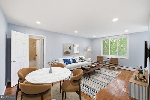 311-3000 7th St Street Ne, WASHINGTON, DC, 20017 | Card Image