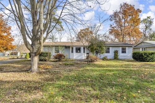 125 Burr Oak Dr, Spring Arbor, MI, 49283-9728 | Card Image