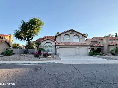 9077 E Camino Del Santo, Scottsdale, AZ, 85260-7637 | Card Image