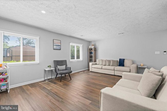 12201 Nutmeg Ln, House other with 3 bedrooms, 2 bathrooms and null parking in RESTON VA | Image 9