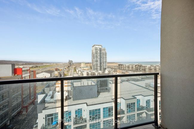 903 - 16 Concord Pl, Condo with 2 bedrooms, 2 bathrooms and 2 parking in Grimsby ON | Image 30