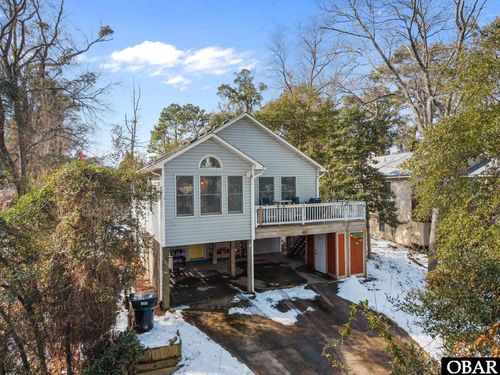 107 Mann Ct, Kill Devil Hills, NC, 27948-9173 | Card Image