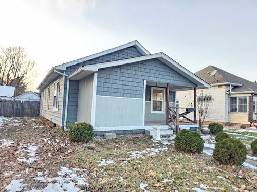 2011 Mckinley St, Anderson, IN, 46016-4566 | Card Image
