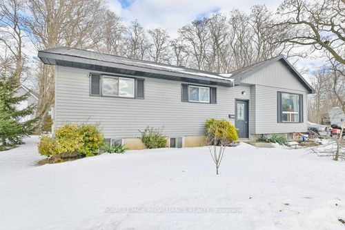 27 Thurlow Queen St, Plainfield, ON, K0K2V0 | Card Image