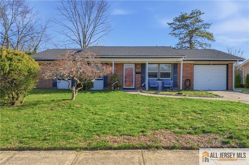 6 Hunterdon Ave, Monroe, NJ, 08831-8511 | Card Image