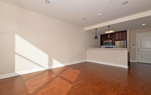 513-100 Marshall St, Hoboken, NJ, 07030-7209 | Card Image