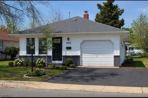 495 Jamaica Blvd, Toms River, NJ, 08757-4257 | Card Image