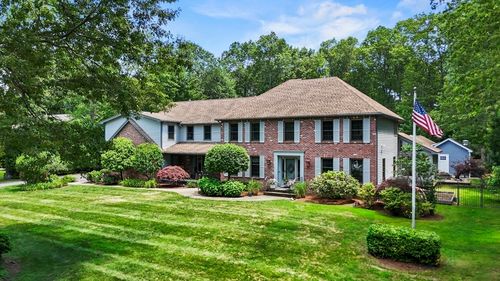 145 Stonehill Rd, East Longmeadow, MA, 01028-1374 | Card Image