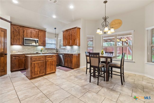 2034 Falling Leaf Ln, House other with 4 bedrooms, 3 bathrooms and null parking in Harker Heights TX | Image 10