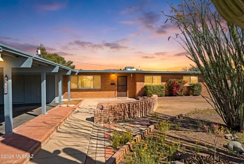 4925 E Copper Street, Tucson, AZ, 85712 | Card Image
