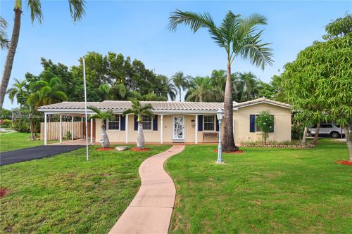 9455 Sw 181st St, Palmetto Bay, FL, 33157-5624 | Card Image