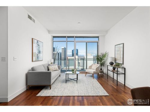 unit-2113-2001 Lincoln St, Denver, CO, 80202-3871 | Card Image