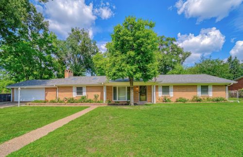 716 Kay Dr, Longview, TX, 75601-6025 | Card Image