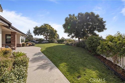 2021 Oak Glen Dr, Vista, CA, 92081 | Card Image