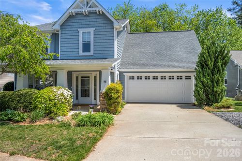 27 Sunview Cir, Arden, NC, 28704-9326 | Card Image