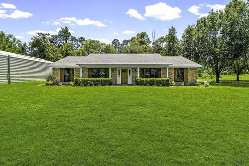 735 Laurelia Loop, Corrigan, TX, 75939-7807 | Card Image